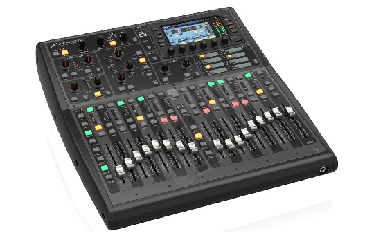 Изображение BEHRINGER X32 PRODUCER Компактный цифровой микшерный пульт